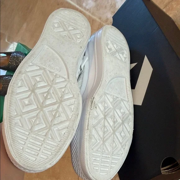 Converse White Lace Platform Sneakers - Picture 5 of 5